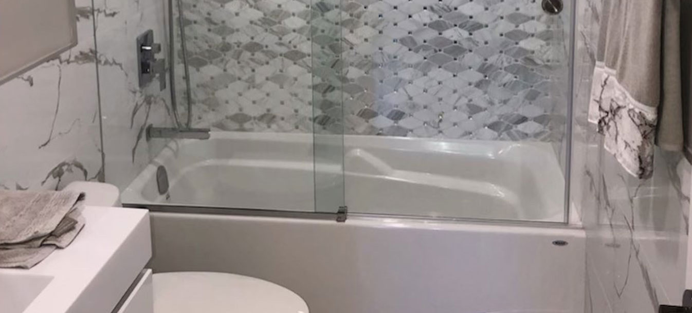 bathtub_glass_enclosures